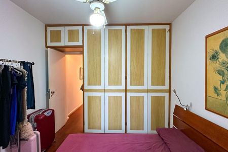 Apartamento à venda com 152m², 3 quartos e 2 vagas Apartamento à venda com 152m², 3 quartos e 2 vagasQuarto 03