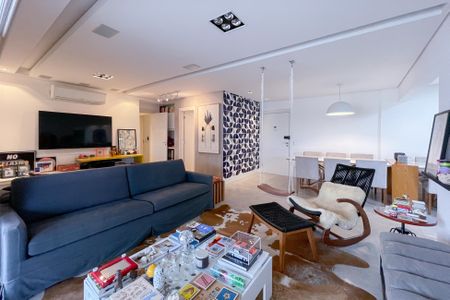 Apartamento à venda com 147m², 3 quartos e 3 vagas Apartamento à venda com 147m², 3 quartos e 3 vagasSala