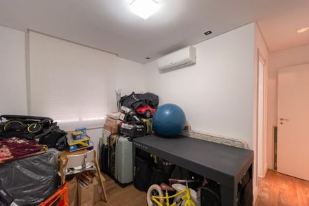 Apartamento à venda com 147m², 3 quartos e 3 vagas Apartamento à venda com 147m², 3 quartos e 3 vagasSuíte 2
