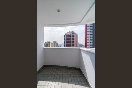 Apartamento à venda com 90m², 3 quartos e 1 vaga Apartamento à venda com 90m², 3 quartos e 1 vagaSala Sacada