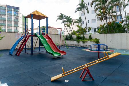 Apartamento à venda com 55m², 2 quartos e 2 vagasÁrea Comum - Playground
