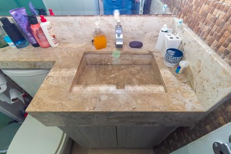 Apartamento à venda com 45m², 2 quartos e 1 vaga Apartamento à venda com 45m², 2 quartos e 1 vagaBanheiro