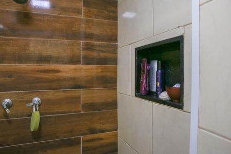 Apartamento à venda com 64m², 2 quartos e 1 vaga Apartamento à venda com 64m², 2 quartos e 1 vagaBanheiro da Suíte