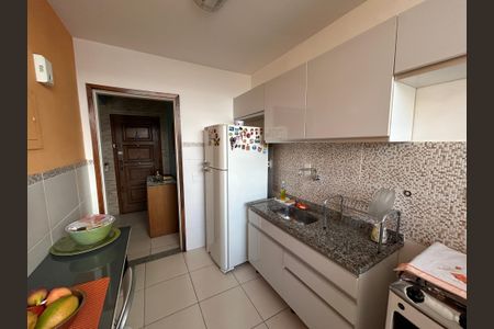 Apartamento à venda com 68m², 2 quartos e 1 vagaCozinha