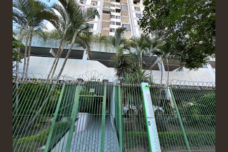 Apartamento à venda com 68m², 2 quartos e 1 vagaFachada