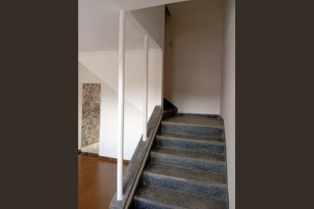 Casa à venda com 147m², 4 quartos e 4 vagas