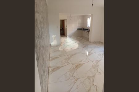 Casa à venda com 147m², 4 quartos e 4 vagas