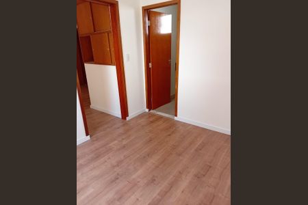 Casa à venda com 147m², 4 quartos e 4 vagas