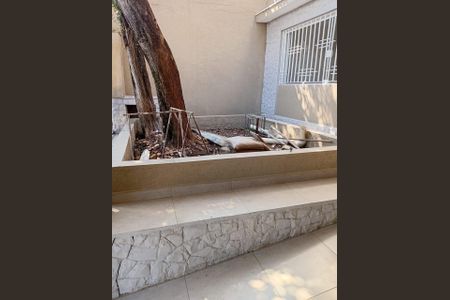 Casa à venda com 147m², 4 quartos e 4 vagas