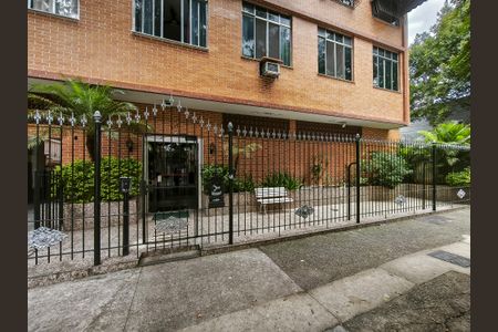 Apartamento para alugar com 75m², 2 quartos e 1 vagaFachada 