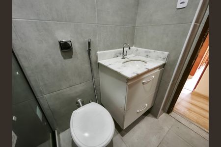 Apartamento para alugar com 75m², 2 quartos e 1 vagaBanheiro Corredor