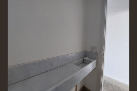 Apartamento à venda com 155m², 3 quartos e 3 vagas Apartamento à venda com 155m², 3 quartos e 3 vagasLavabo da sala