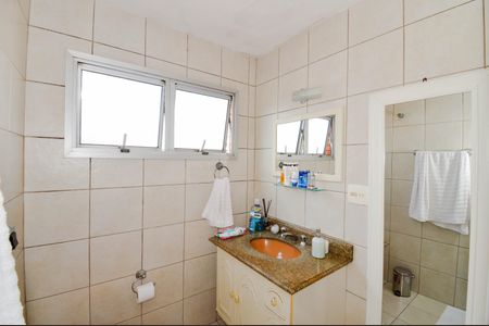 Apartamento à venda com 107m², 3 quartos e 1 vagaBanheiro da Suíte