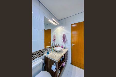 Casa à venda com 150m², 3 quartos e 1 vagaBanheiro