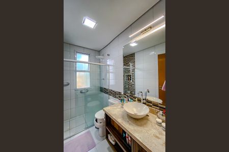 Casa à venda com 150m², 3 quartos e 1 vagaBanheiro