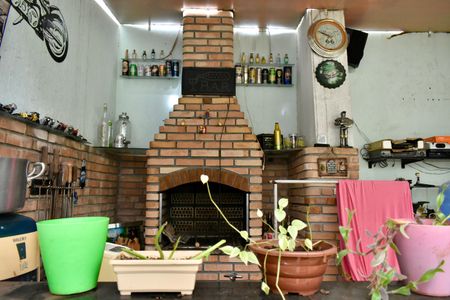 Casa à venda com 170m², 4 quartos e 3 vagas Casa à venda com 170m², 4 quartos e 3 vagasÁrea gourmet