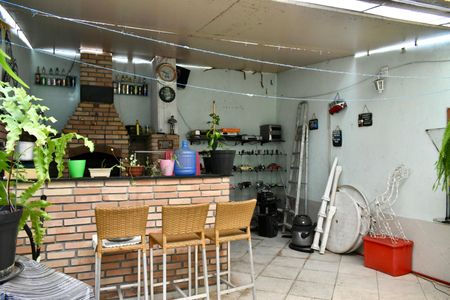 Casa à venda com 170m², 4 quartos e 3 vagas Casa à venda com 170m², 4 quartos e 3 vagasÁrea gourmet