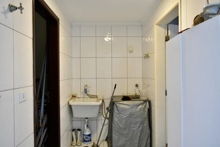 Casa à venda com 170m², 4 quartos e 3 vagas Casa à venda com 170m², 4 quartos e 3 vagasÁrea de Serviço