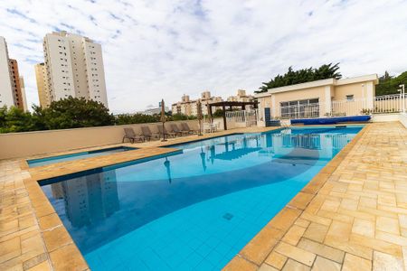Apartamento à venda com 60m², 2 quartos e 2 vagasÁrea comum - Piscina