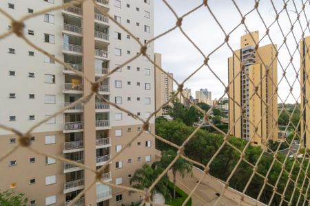 Apartamento à venda com 60m², 2 quartos e 2 vagasVista da varanda
