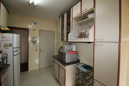Apartamento à venda com 86m², 2 quartos e 1 vagaCozinha