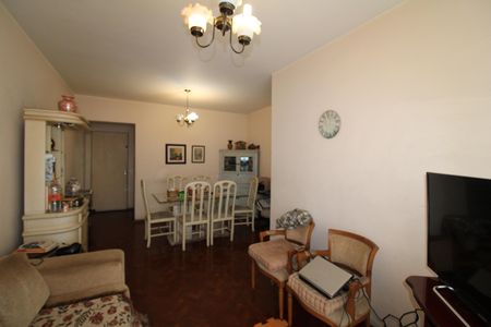 Apartamento à venda com 86m², 2 quartos e 1 vagaSala