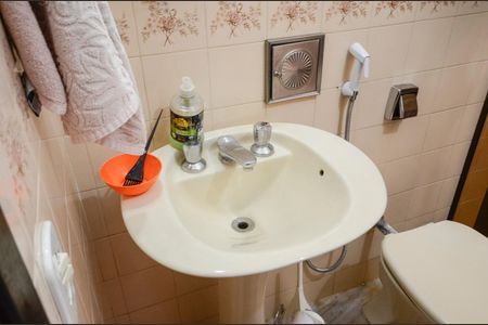 Casa à venda com 400m², 3 quartos e 1 vagaBanheiro Social