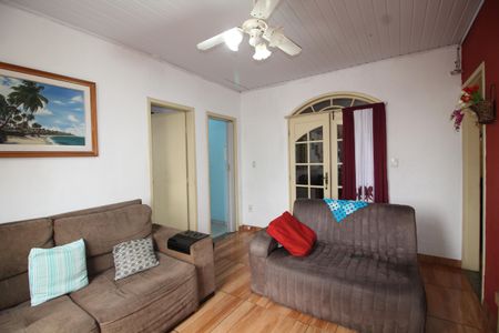 Casa à venda com 400m², 9 quartos e 1 vagaSala 2