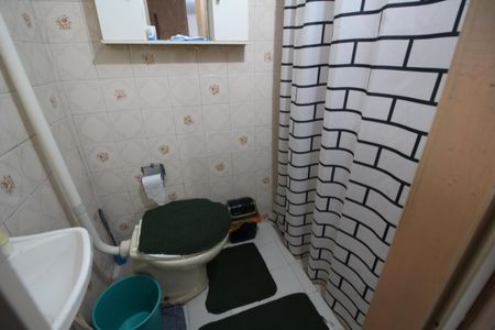 Casa à venda com 400m², 9 quartos e 1 vagaQuarto 6 - Banheiro da Suíte