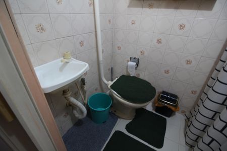 Casa à venda com 400m², 9 quartos e 1 vagaQuarto 6 - Banheiro da Suíte