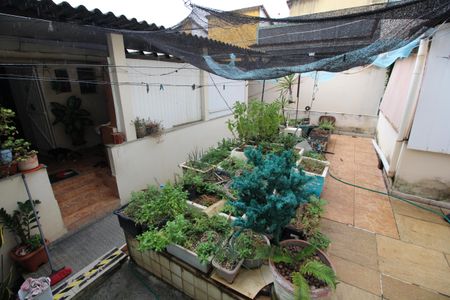 Casa à venda com 400m², 9 quartos e 1 vagaQuintal dos Fundos