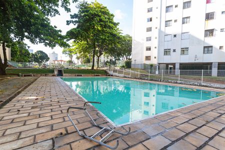 Apartamento à venda com 67m², 2 quartos e 1 vagaÁrea da Piscina 1
