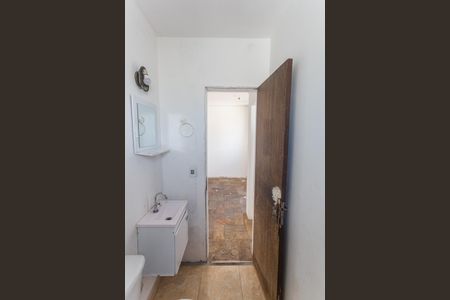 Apartamento à venda com 67m², 2 quartos e 1 vagaBanheiro Social