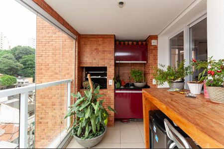 Apartamento à venda com 132m², 2 quartos e 2 vagas Apartamento à venda com 132m², 2 quartos e 2 vagasVaranda Gourmet