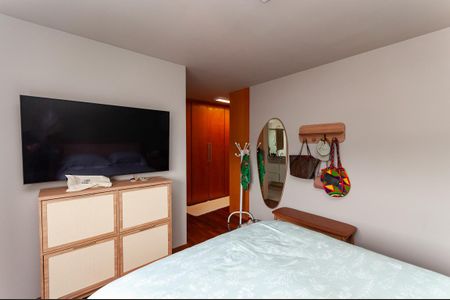 Apartamento à venda com 132m², 2 quartos e 2 vagas Apartamento à venda com 132m², 2 quartos e 2 vagasQuarto 1 Suíte