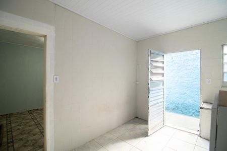 Casa à venda com 204m², 5 quartos e 2 vagas Casa à venda com 204m², 5 quartos e 2 vagasQuarto 2
