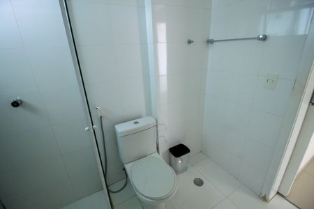 Apartamento para alugar com 67m², 2 quartos e sem vagaBanheiro