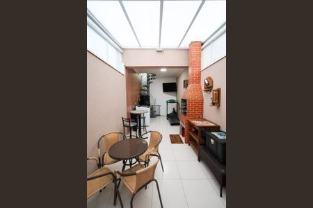 Casa à venda com 187m², 3 quartos e 2 vagas Casa à venda com 187m², 3 quartos e 2 vagasÁrea de Serviço