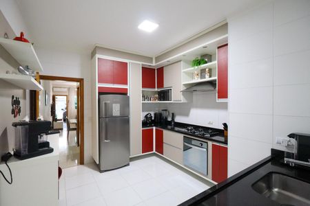 Casa à venda com 187m², 3 quartos e 2 vagas Casa à venda com 187m², 3 quartos e 2 vagasCozinha