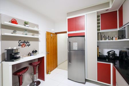 Casa à venda com 187m², 3 quartos e 2 vagas Casa à venda com 187m², 3 quartos e 2 vagasCozinha