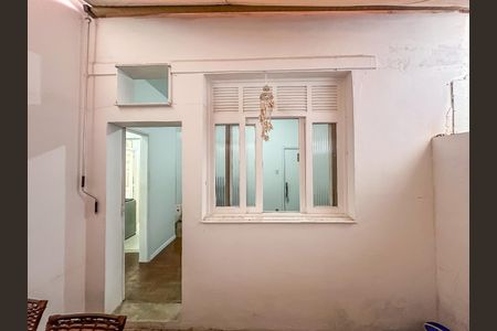 Apartamento à venda com 42m², 1 quarto e sem vagaEntrada