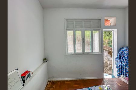 Apartamento à venda com 42m², 1 quarto e sem vagaQuarto