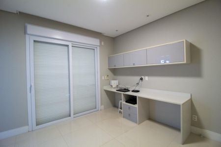 Casa de condomínio para alugar com 420m², 5 quartos e 3 vagas Casa de condomínio para alugar com 420m², 5 quartos e 3 vagasSuite 5