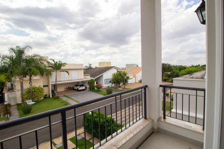 Casa de condomínio para alugar com 420m², 5 quartos e 3 vagas Casa de condomínio para alugar com 420m², 5 quartos e 3 vagasVaranda da Suite 2