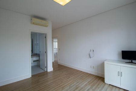 Casa de condomínio para alugar com 420m², 5 quartos e 3 vagas Casa de condomínio para alugar com 420m², 5 quartos e 3 vagasSuite 2