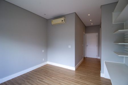 Casa de condomínio para alugar com 420m², 5 quartos e 3 vagas Casa de condomínio para alugar com 420m², 5 quartos e 3 vagasSuite 4