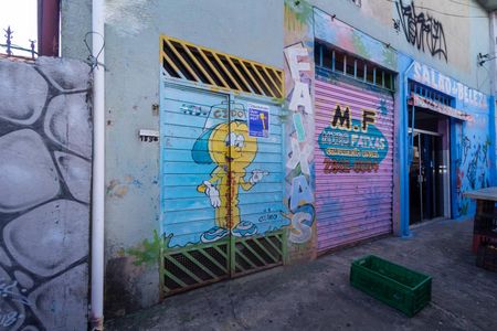 Casa à venda com 100m², 2 quartos e 3 vagas Casa à venda com 100m², 2 quartos e 3 vagasFachada da frente
