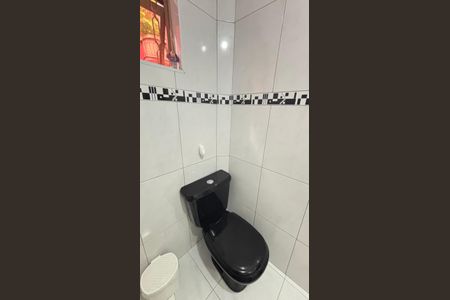 Casa à venda com 194m², 4 quartos e 2 vagas Casa à venda com 194m², 4 quartos e 2 vagasLavabo