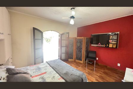 Casa à venda com 194m², 4 quartos e 2 vagas Casa à venda com 194m², 4 quartos e 2 vagasSuite