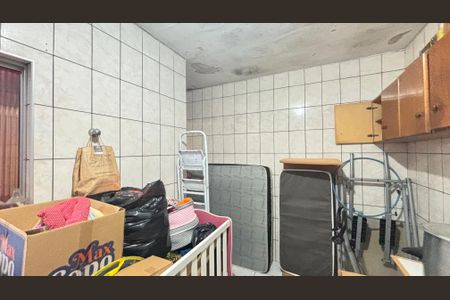 Casa à venda com 194m², 4 quartos e 2 vagas Casa à venda com 194m², 4 quartos e 2 vagasQuarto 3